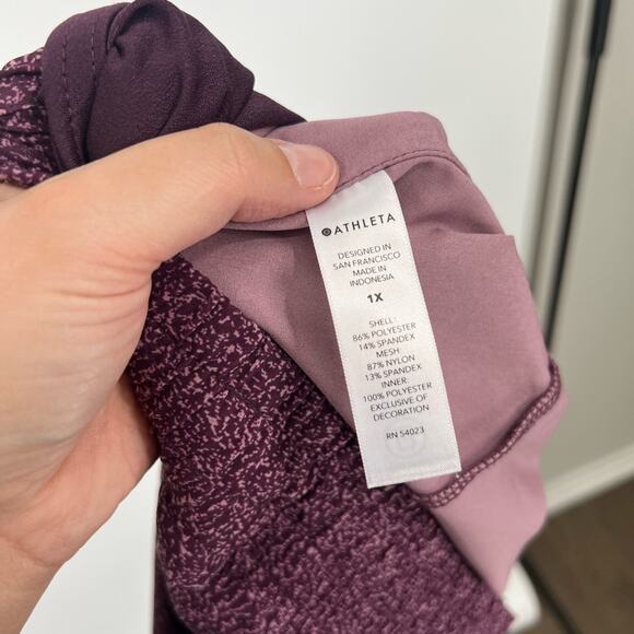 Athleta Printed Mesh Racer Run 4” Shorts in Purple - Picture 7 of 8